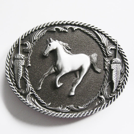 Paard in Galop Zwart Askleurig Riem Buckle/Gesp